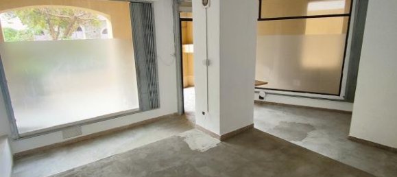 Gewerbliche Immobilie in L'Ile-Rousse, France 37m², Nr. 74206 5