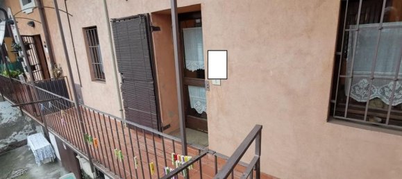 2-salle Appartement à Trezzo sull'Adda, Italy No. 14070 3
