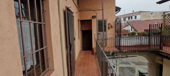 2-salle Appartement à Trezzo sull'Adda, Italy No. 14070 5