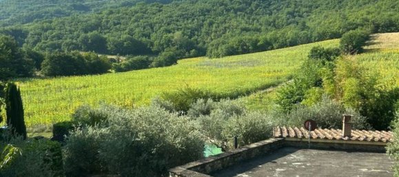 Дом с 6 комнатами в Виккьо, Италия № 200464 38