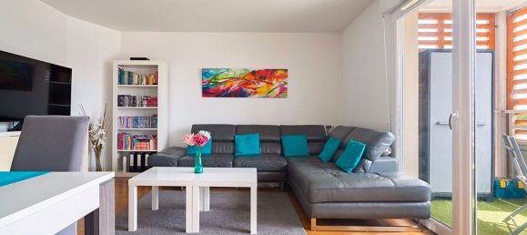 Apartamento de 3 dormitorios en Bezons, France No. 144175 3