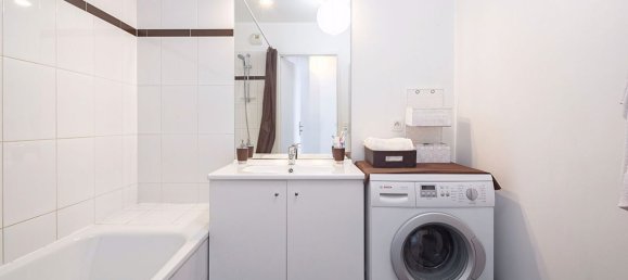 Apartamento de 3 dormitorios en Bezons, France No. 144175 10