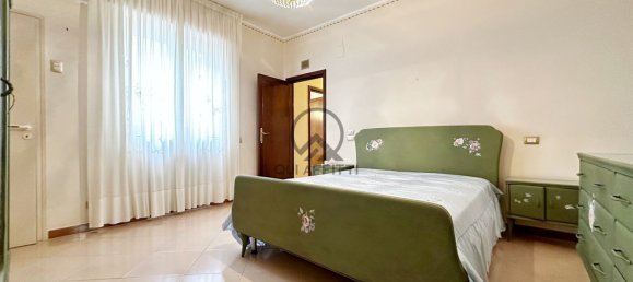 Apartamento de 5 dormitorios en Andria, Italy No. 330196 7