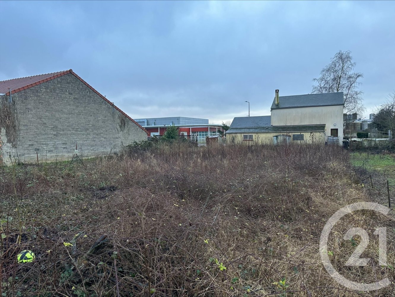  قطعة أرض في Sermaises, France 522متر مربع رقم 46505