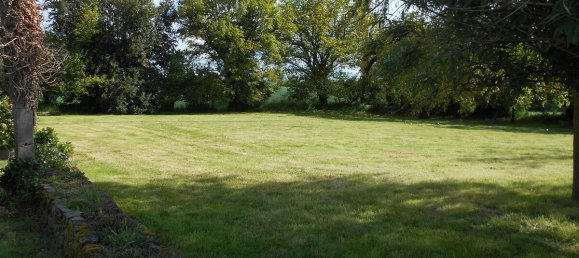 Propiedad comercial de 5 dormitorios en Courcite, France No. 1837 15