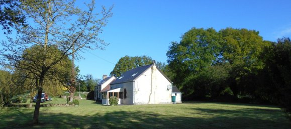 Propiedad comercial de 5 dormitorios en Courcite, France No. 1837 2