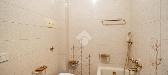 3 Schlafzimmer Wohnung in Verona, Italy, Nr. 377662 22