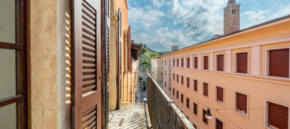 3 Schlafzimmer Wohnung in Verona, Italy, Nr. 377662 10