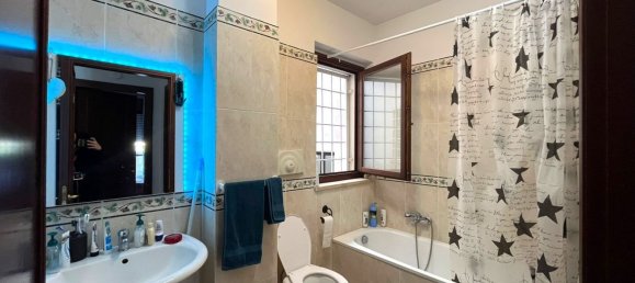 2 rooms Apartment in Rome, Italy No. 20534 16