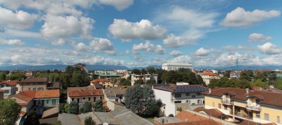 3 bedrooms Apartment in Lissone, Italy No. 378443 17