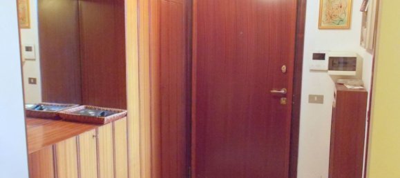 3 bedrooms Apartment in Lissone, Italy No. 378443 11