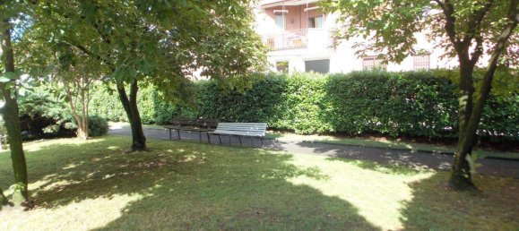 3 bedrooms Apartment in Lissone, Italy No. 378443 9