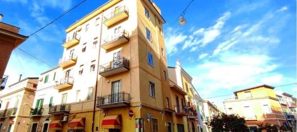 Квартира с 4 комнатами в Сан Северо, Италия № 85848 2