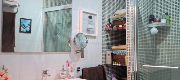 3 bedrooms Apartment in Vigo, Spain No. 190393 3