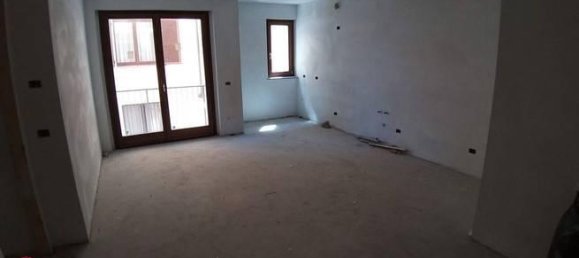 3-Zimmer Wohnung in Voghera, Italy, Nr. 24500 18