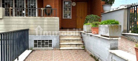 4 Schlafzimmer Villa in Rome, Italy, Nr. 211033 2