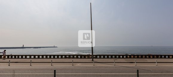 3 bedrooms Duplex in Porto, Portugal No. 127675 4