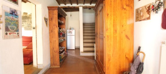 5 rooms House in Lamporecchio, Italy No. 284236 5