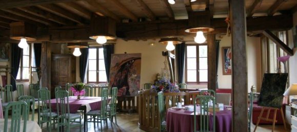 Casa de 8 dormitorios en Estissac, France No. 76381 7