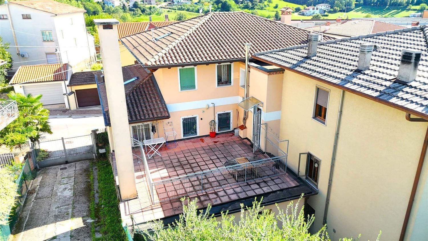 3 bedrooms Apartment in Fara Vicentino, Italy No. 359143