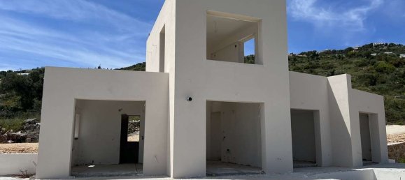 5 bedrooms Property in Zakynthos, Greece No. 8587 5