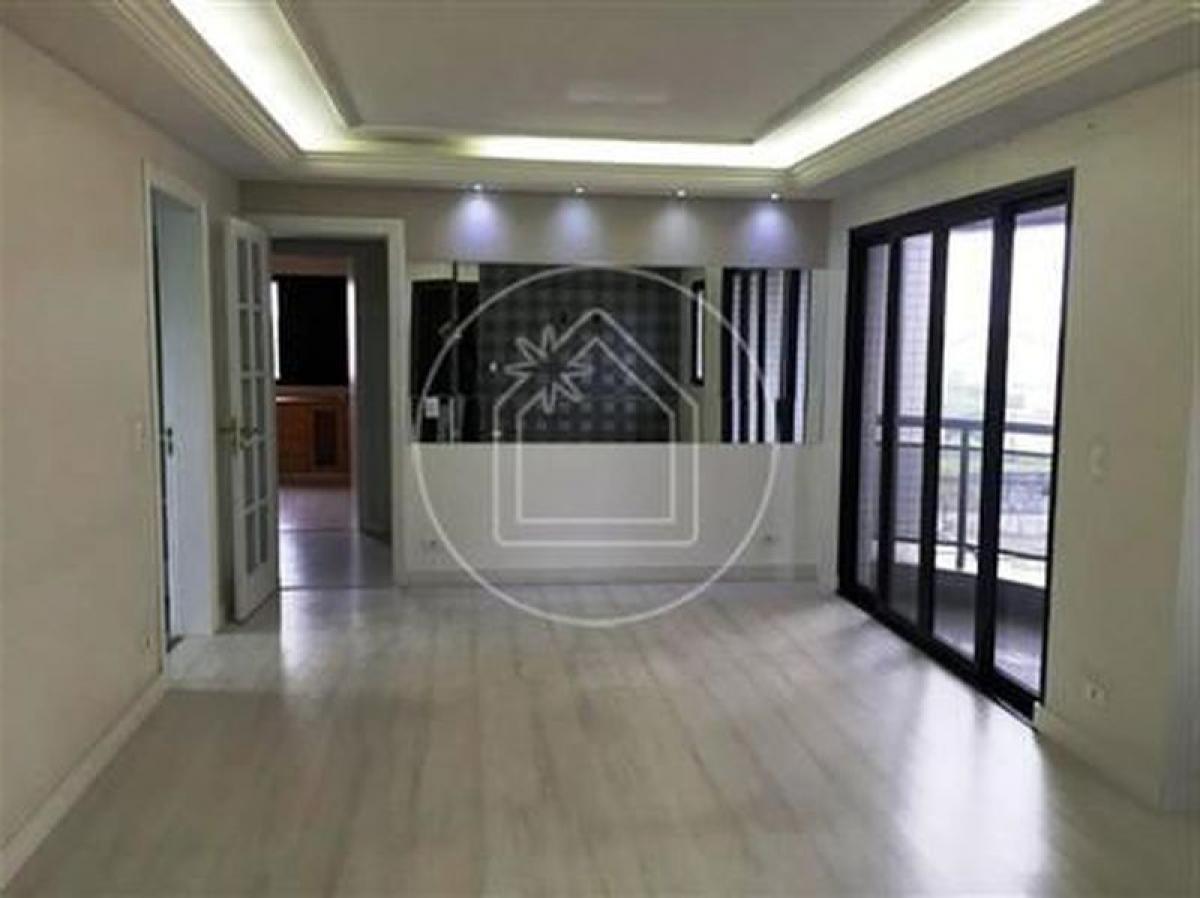 Apartamento de 3 dormitorios en Sao Paulo, Brazil No. 553155