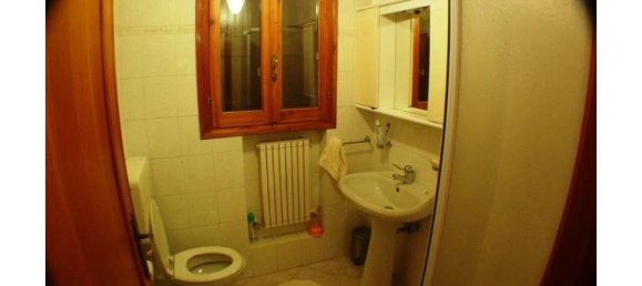 3 bedrooms House in Castel di Casio, Italy No. 254954 3