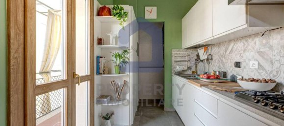 5 rooms Apartment in Florence, Italy No. 83898 30