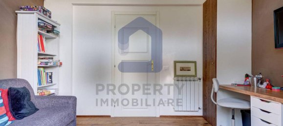 5 rooms Apartment in Florence, Italy No. 83898 19