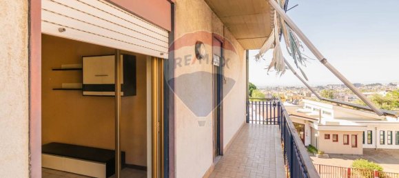 1 bedroom Apartment in Catania, Italy No. 279755 8