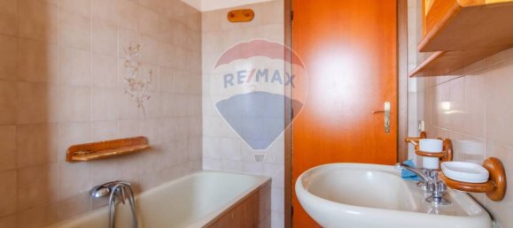 1 bedroom Apartment in Catania, Italy No. 279755 18