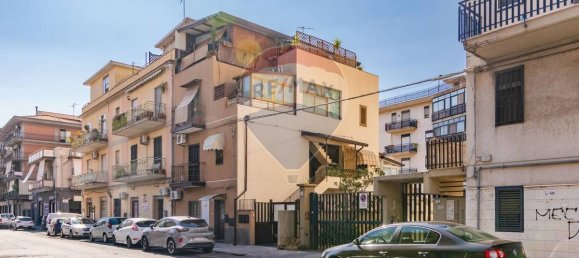 1 bedroom Apartment in Catania, Italy No. 279755 27