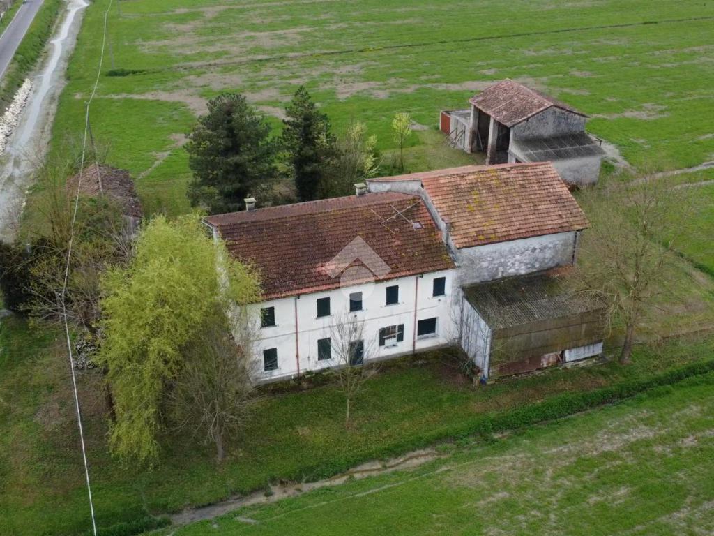 2 bedrooms House in Pegognaga, Italy No. 366518