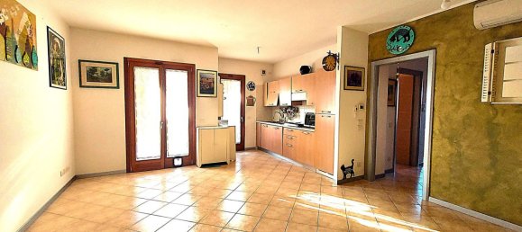 Apartamento de 5 habitaciónes en Treviso, Italy No. 206876 2
