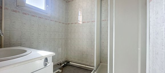 2 Schlafzimmer Wohnung in Saint-Etienne, France, Nr. 324992 7