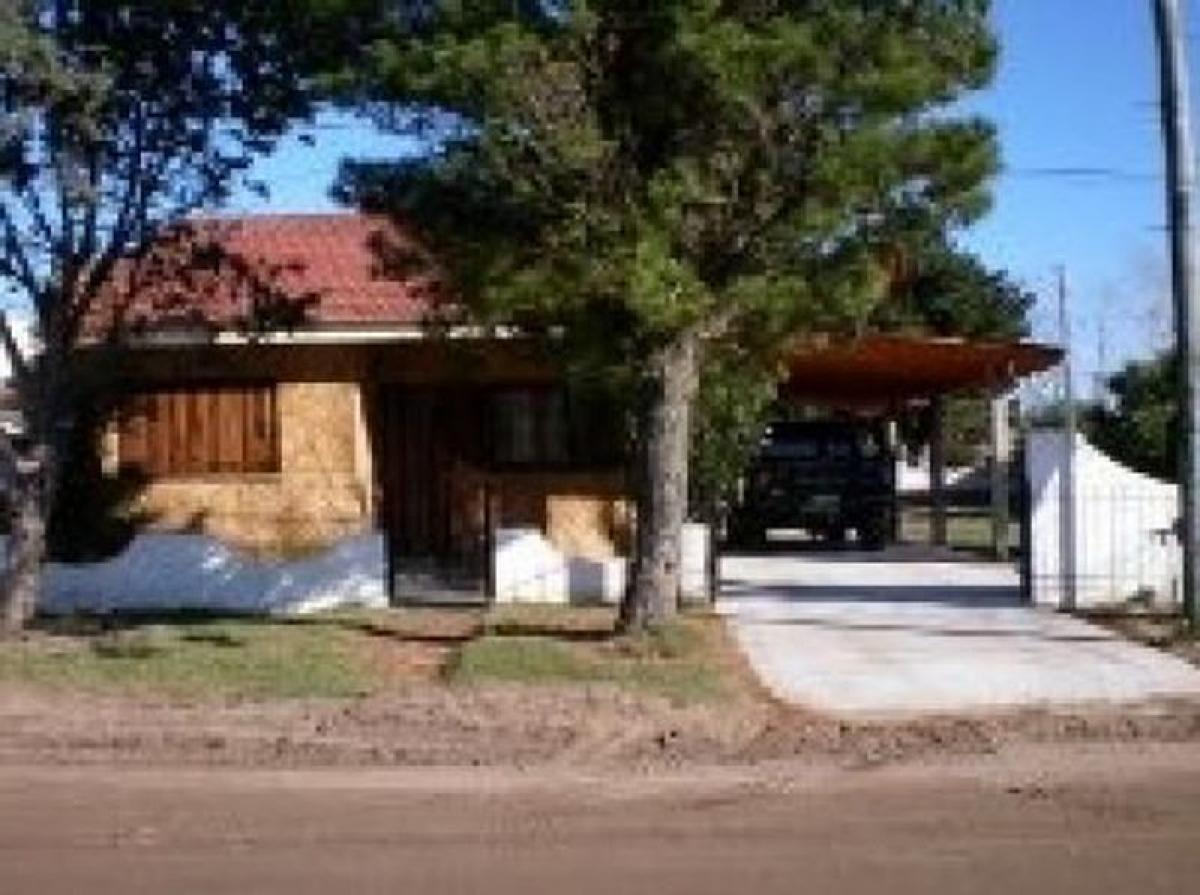 3 bedrooms House in Mar del Plata, Argentina No. 71937