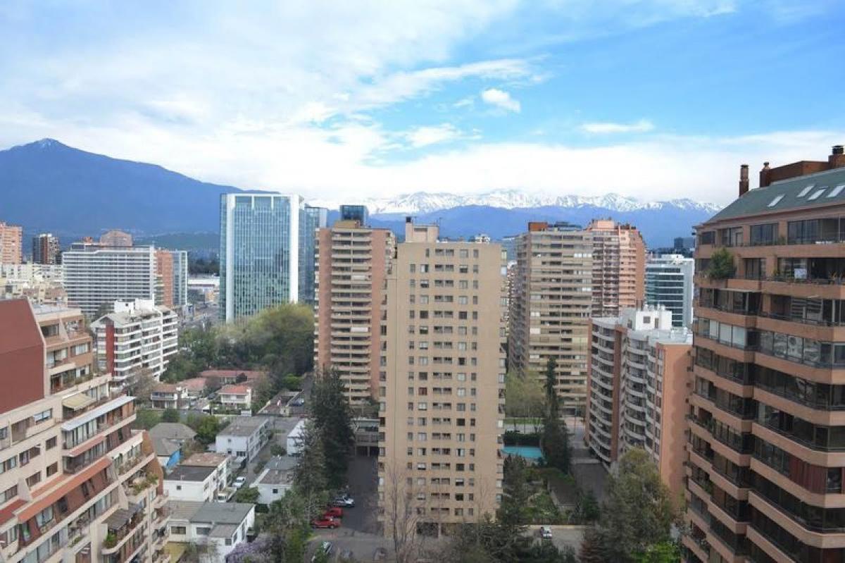 4 bedrooms Apartment in Santiago, Chile No. 4031