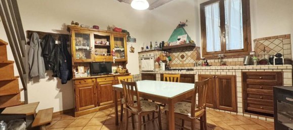 2 bedrooms Apartment in Campi Bisenzio, Italy No. 330106 2