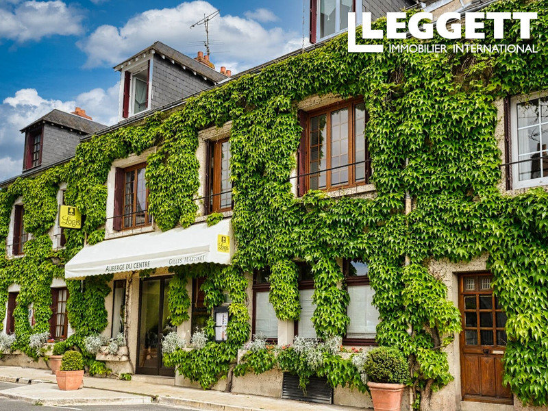  عقار تجاري في Blois, France 1340متر مربع رقم 256855