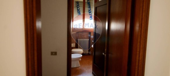 Büro in Finale Emilia, Italy 73m², Nr. 329147 7