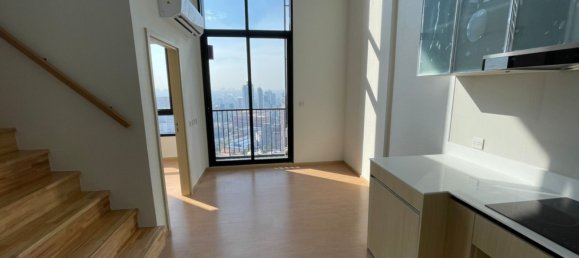 2 bedrooms Duplex in Watthana, Thailand No. 77710 5