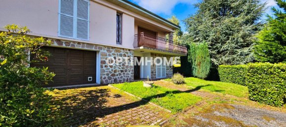 3 bedrooms House in La Souterraine, France No. 194248 2