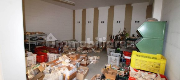5-salle Entrepôt à Sant'Elpidio a Mare, Italy No. 320602 30