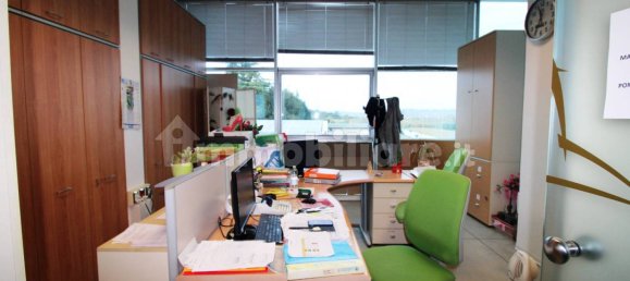 5-salle Entrepôt à Sant'Elpidio a Mare, Italy No. 320602 17