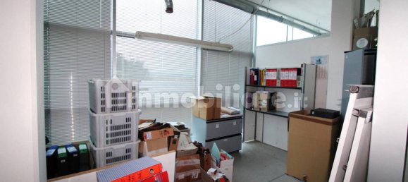 5-salle Entrepôt à Sant'Elpidio a Mare, Italy No. 320602 25