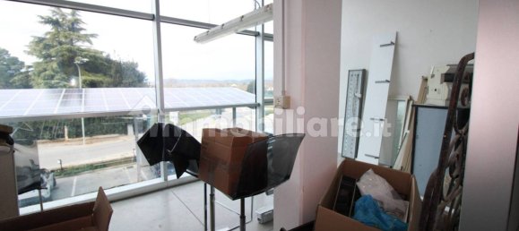 5-salle Entrepôt à Sant'Elpidio a Mare, Italy No. 320602 24