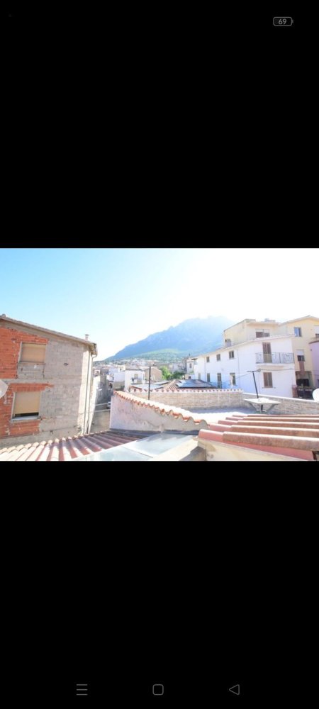5 rooms House in Oliena, Italy No. 255492