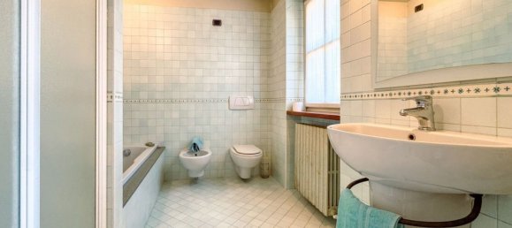 5 Schlafzimmer Haus in Suno, Italy, Nr. 377491 20