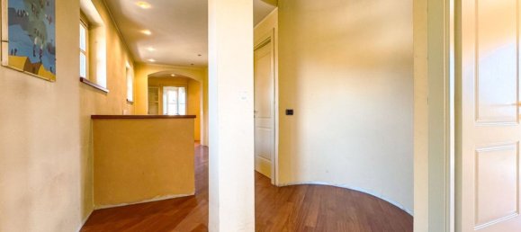 5 Schlafzimmer Haus in Suno, Italy, Nr. 377491 19