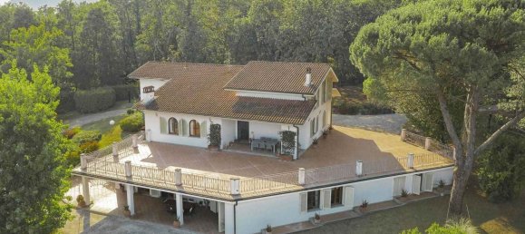 20 rooms Villa in Lucca, Italy No. 287305 14